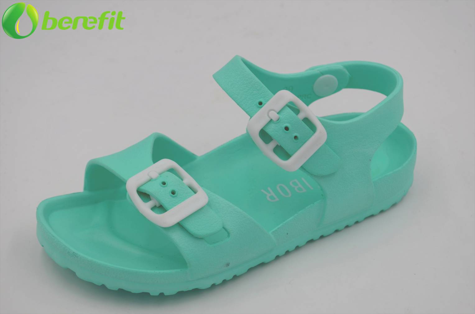 Zapatos de sandalias de colores verdes EVA para niños pequeños