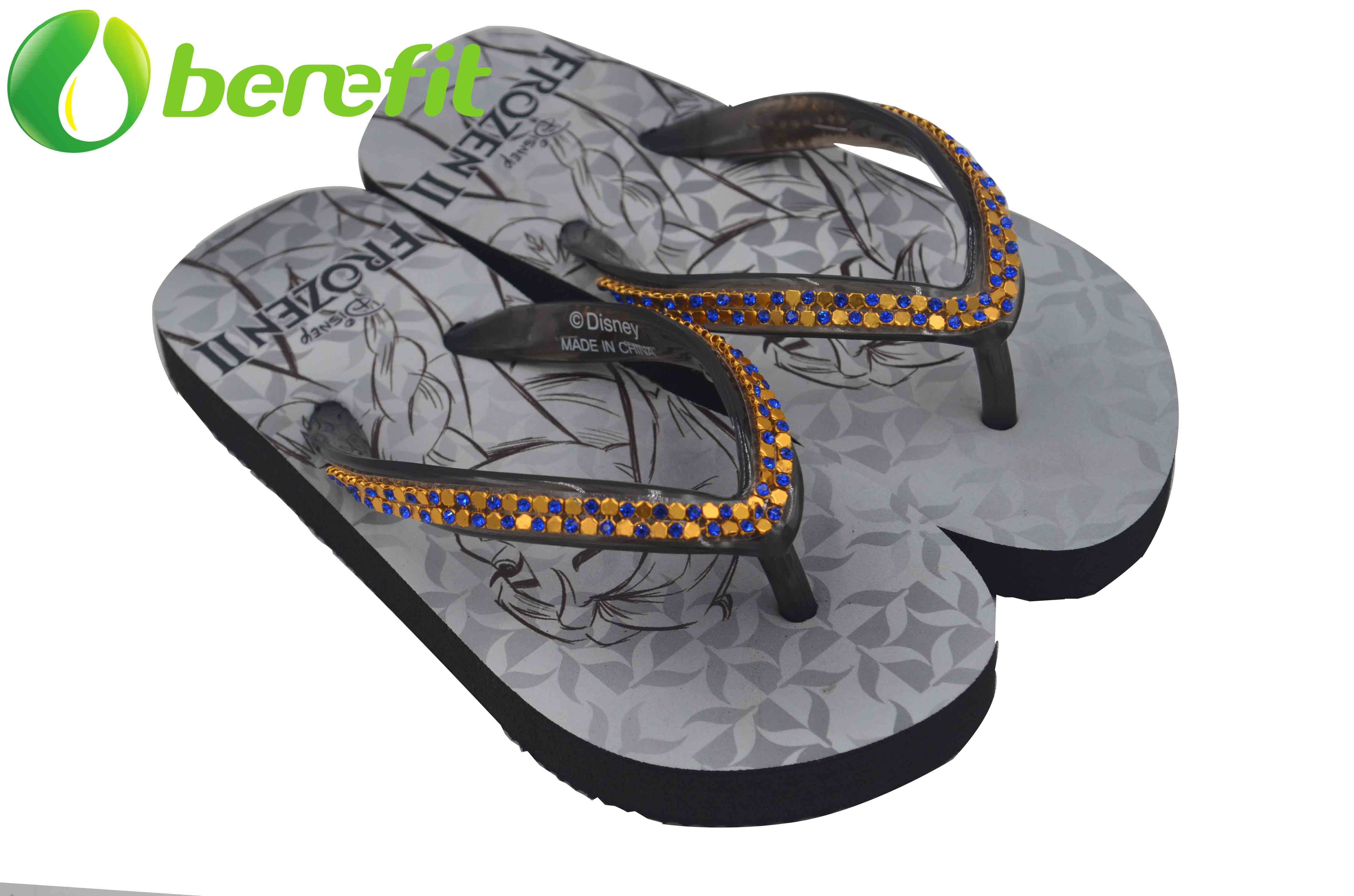 Chanclas antideslizantes para niños negros congelados de verano