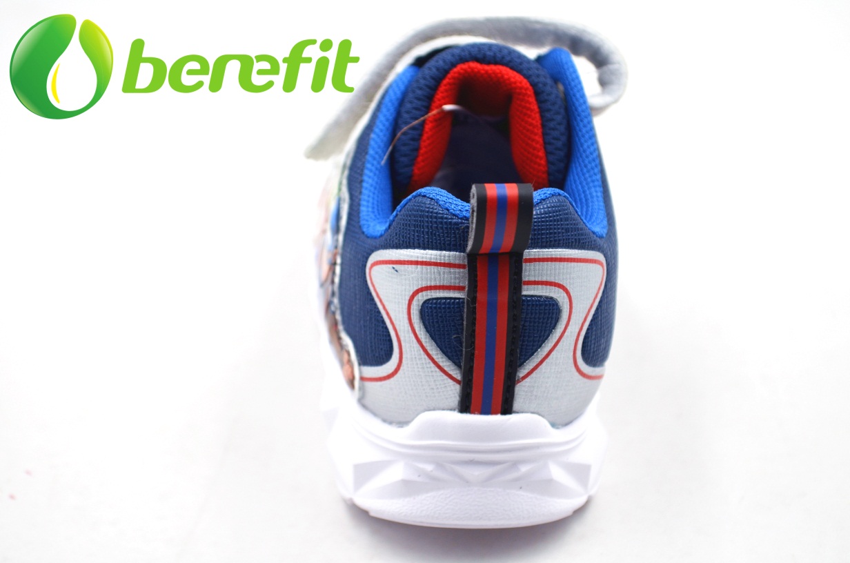 Zapatillas para niños con suela de plataforma MD y parte superior azul transpirable y buenas para correr